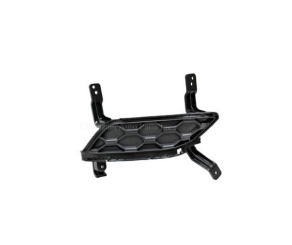 19-20 SANTA FE SPORT FOG LAMP COVER, RH (PASSENGER SIDE)- MATTE BLACK- W/O FOG LAMP- SE MODEL 86564S2000, HY1039154